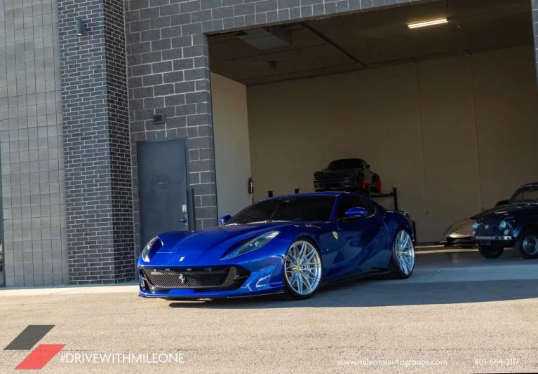 2020 Ferrari 812 -'s photo