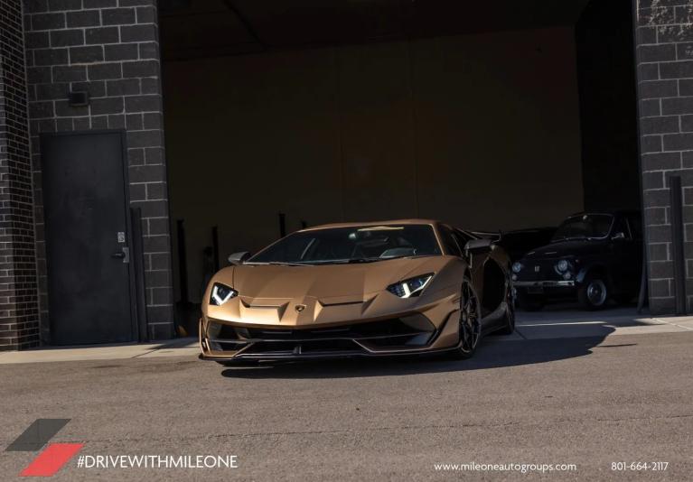 2020 Lamborghini Aventador SVJ Coupe's photo